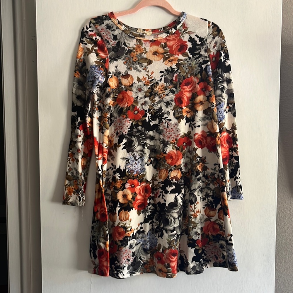 Floral long sleeve dress